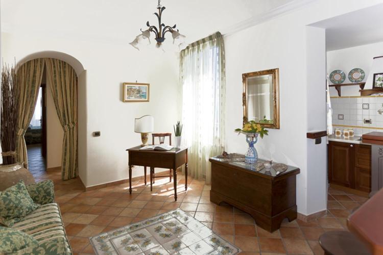 La Lanterna Bed & Breakfast Cetara Bagian luar foto